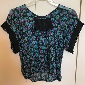 Jessica Simpson Floral Top 🌷